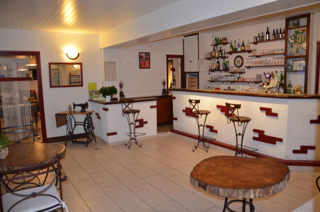 Hotel Le Week-End Plouider Exterior foto